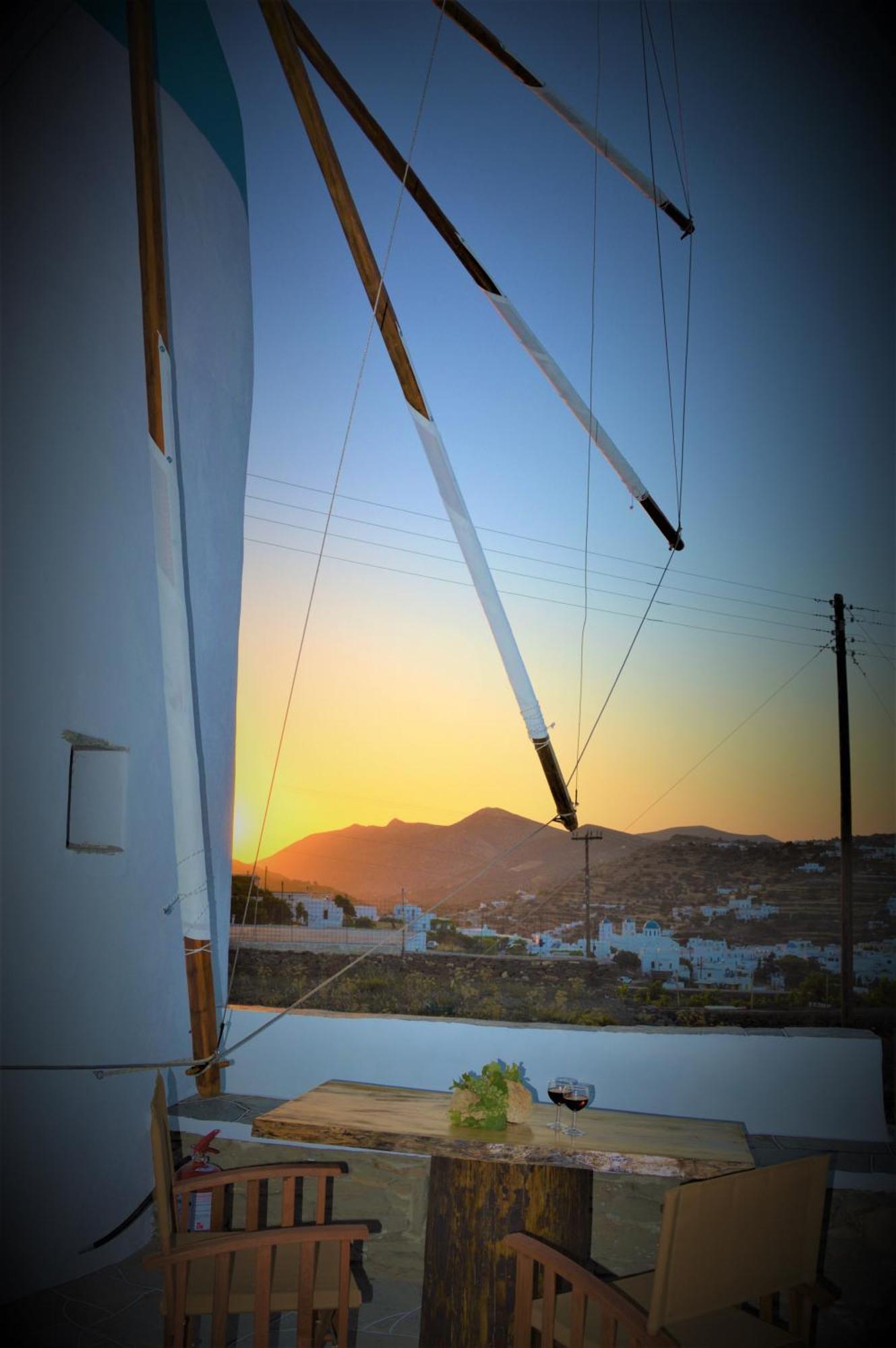 Windmill Arades Suite Apollonia  Room photo